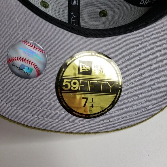New Era 59FIFTY NY Yankees Urban Outfitters Fitted Hat 7 1/4 Wool Green Olive - Picture 9 of 10